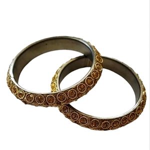 GOLDEN JEWELED Bangle Bracelet Set Textured With Amber Gold Rhinestones